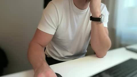 amadeos12345 online show from February 9, 11:36 am