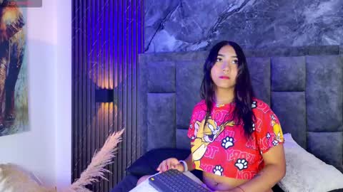 amaia_a online show from March 29, 7:47 pm