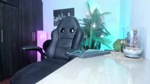 anny online show from February 26, 2:21 am