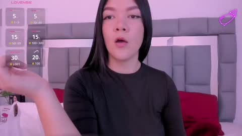 Amaia  online show from September 19, 7:03 pm