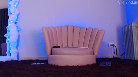 Snapshot of amaisinclair chatting on September 27, 6:07 am Amai  Sinclair  online show from September 27, 6:07 am