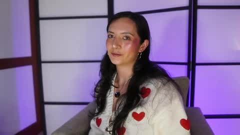 Snapshot of amaisinclair chatting on April 22, 10:11 pm Amai Sinclair online show from April 22, 10:11 pm