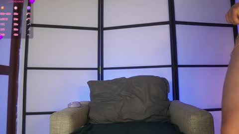 Snapshot of amaisinclair chatting on May 16, 10:08 pm Amai Sinclair online show from May 16, 10:08 pm