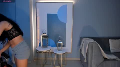 Amalia cruss online show from November 10, 8:08 pm