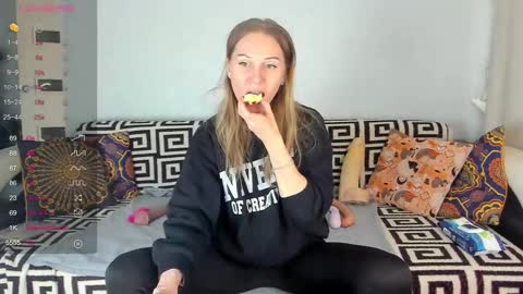 Amalia online show from March 4, 8:31 am