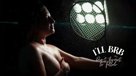 Amalia Im Back See you soon this January 7 at 10 pm Colombia time online show from October 31, 10:44 pm