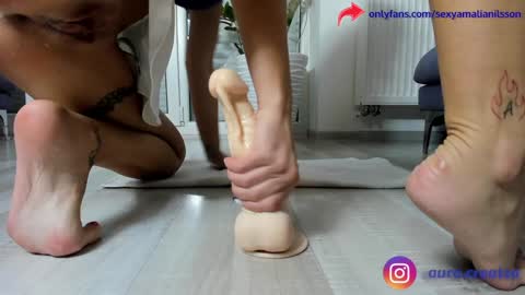 Snapshot of amalianilsson chatting on December 3, 2:38 pm Amalia Nilsson  online show from December 3, 2:38 pm