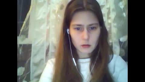 Dog mama online show from March 27, 7:35 pm