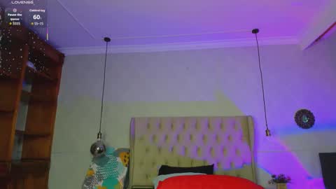 amanda29_ online show from February 18, 7:10 pm