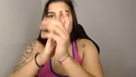 Snapshot of amanda5star chatting on January 10, 1:41 pm The queen of the biceps  online show from January 10, 1:41 pm