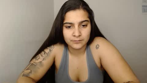 Snapshot of amanda5star chatting on February 5, 12:53 am The queen of the biceps  online show from February 5, 12:53 am