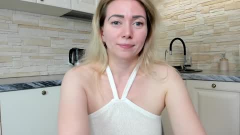 Amanda   insta amanda    grey online show from May 3, 4:57 pm