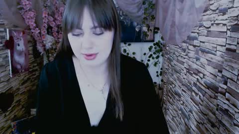 amanda_bright_ online show from September 18, 7:10 am