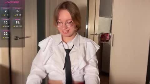 Snapshot of amanda_butlerr chatting on February 7, 4:00 pm Hi im Amanda online show from February 7, 4:00 pm