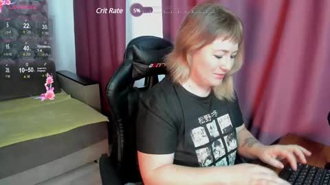 Snapshot of amanda_di chatting on December 7, 6:32 am amanda_di online show from December 7, 6:32 am