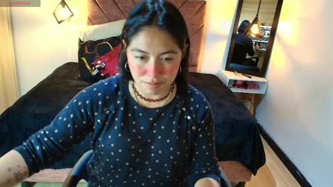 Snapshot of amanda_fox__ chatting on April 1, 7:55 pm AMANDA FOX online show from April 1, 7:55 pm