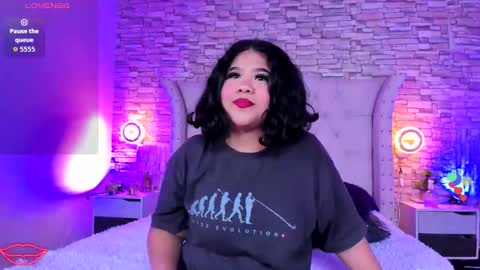 Amanda Moore online show from March 19, 5:55 am