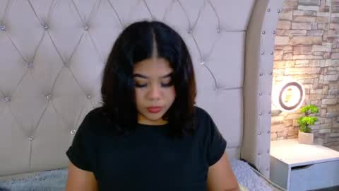 Snapshot of amanda_mooree_ chatting on April 28, 4:06 am Amanda Moore online show from April 28, 4:06 am