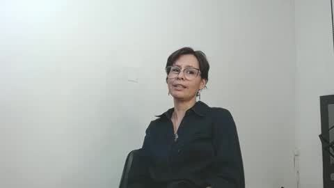 amanda_ramirez online show from May 13, 8:27 pm