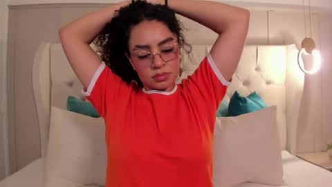 Amanda Rios online show from May 13, 9:44 pm
