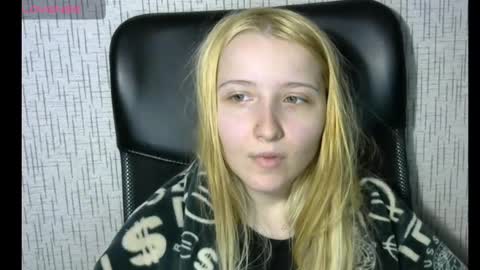 Snapshot of amanda_sherr chatting on December 22, 2:06 pm Amanda online show from December 22, 2:06 pm