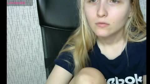 Snapshot of amanda_sherr chatting on January 15, 11:19 pm Amanda online show from January 15, 11:19 pm