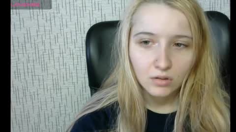 Snapshot of amanda_sherr chatting on January 18, 10:39 am Amanda online show from January 18, 10:39 am