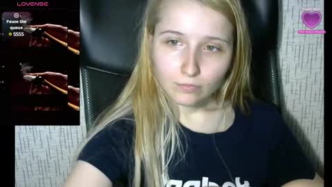 Snapshot of amanda_sherr chatting on January 20, 10:59 pm Amanda online show from January 20, 10:59 pm