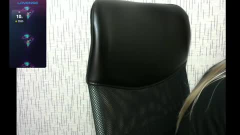 Snapshot of amanda_sherr chatting on February 15, 5:17 pm Amanda online show from February 15, 5:17 pm