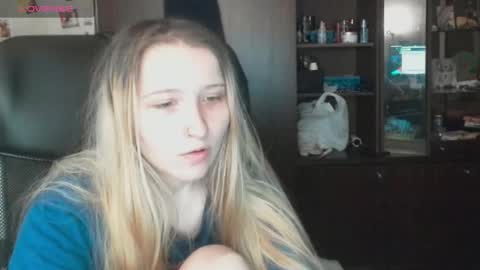 Snapshot of amanda_sherr chatting on October 15, 3:17 am Amanda online show from October 15, 3:17 am