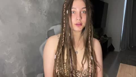 Amanda online show from May 18, 5:02 am