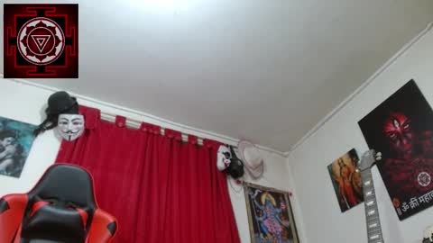 Snapshot of amanda_valeska chatting on October 13, 3:45 pm Amanda Valeska online show from October 13, 3:45 pm