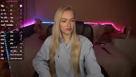 Amanda online show from November 26, 7:20 am