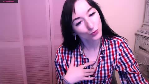 Amanda online show from December 3, 2:49 pm