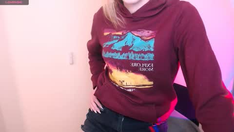 Amanda online show from March 5, 7:37 am