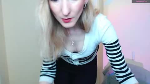 Amanda online show from May 9, 6:51 am