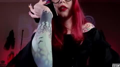 Goddess Amanita online show from February 3, 2:55 pm