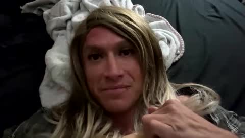 Snapshot of amanuh chatting on October 26, 1:06 pm amanuh online show from October 26, 1:06 pm