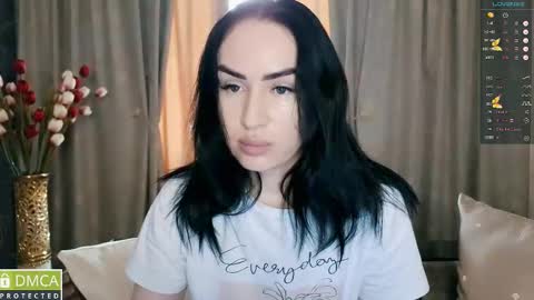 Snapshot of amara_campbell chatting on October 6, 6:00 am amara campbell online show from October 6, 6:00 am