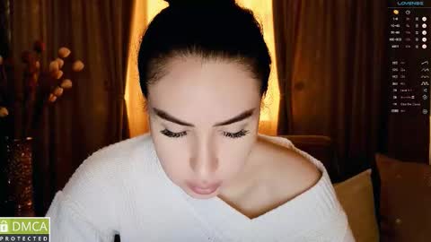 Snapshot of amara_campbell chatting on November 1, 4:14 am amara campbell online show from November 1, 4:14 am