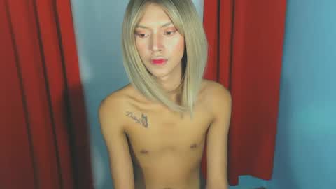 Snapshot of amara_fuck69 chatting on January 27, 3:15 am amara_fuck69 online show from January 27, 3:15 am
