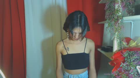 Snapshot of amara_fuck69 chatting on March 5, 4:24 am amara_fuck69 online show from March 5, 4:24 am