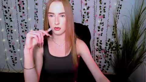 amara_shine online show from September 11, 12:49 pm