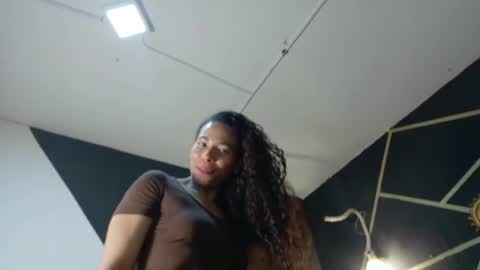 amara_vex online show from July 4, 12:33 pm