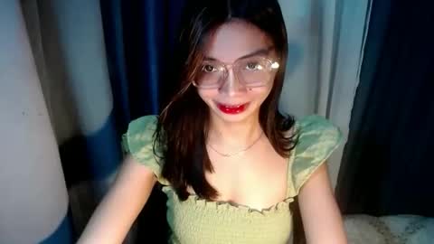 BELLA online show from April 28, 8:08 am