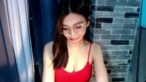 BELLA online show from May 17, 10:17 pm