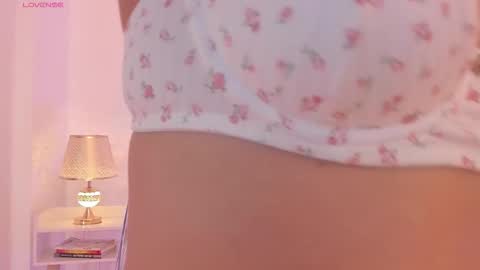 Amara online show from November 18, 3:01 am