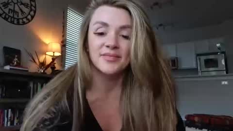 Amara Jezebel online show from February 7, 8:23 pm