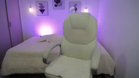 Amarantha online show from October 4, 1:53 pm