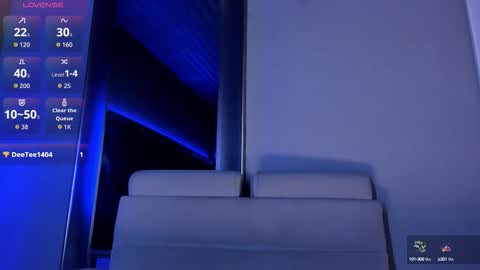 Emily online show from October 10, 11:31 am